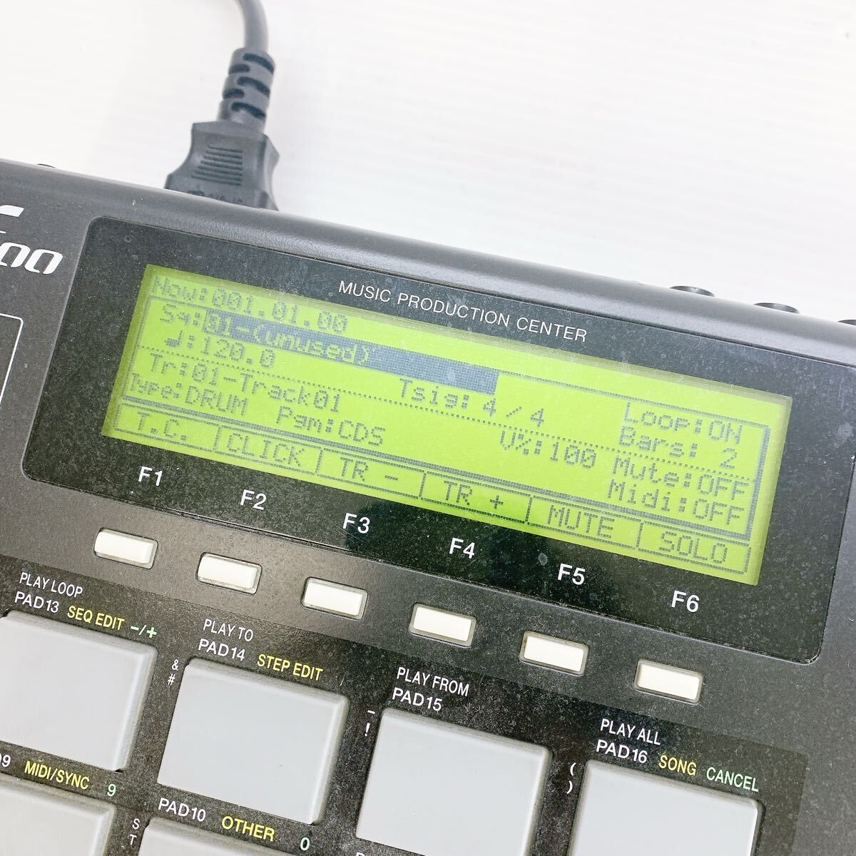 AKAI アカイ サンプラー MPC1000 楽器 機材 音響機器 録音 加工 DJ