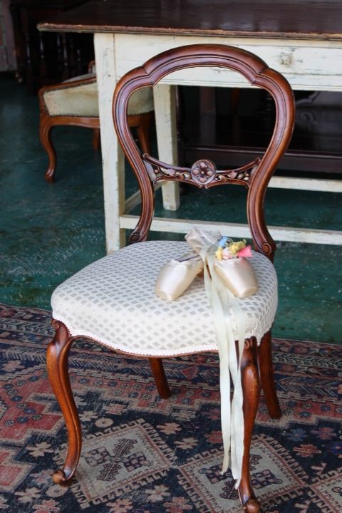 在庫一掃 イギリス アンティーク家具 バルーンバックチェア ダイニングチェア 椅子 チェア 英国製 mh-1214-1