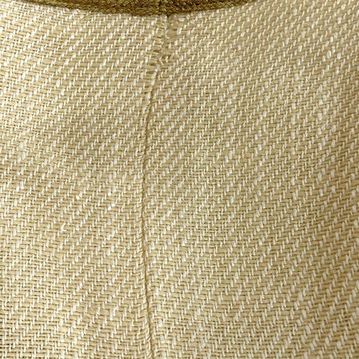 アイボリー×カーキ