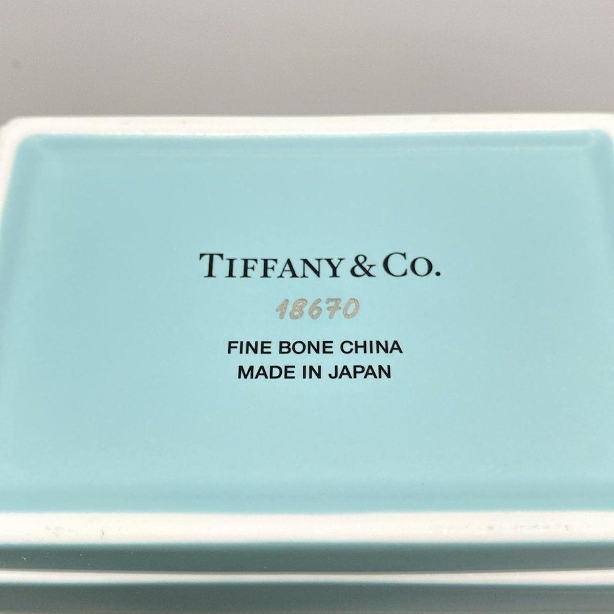 - ティファニーブルー×黒