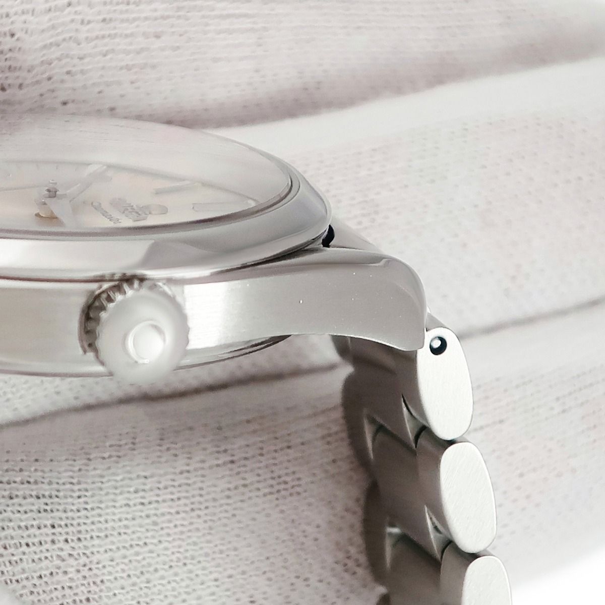  オメガ 腕時計 2504 30 00 鑑定済み ブランド 自動巻き時計 腕時計(アナログ)