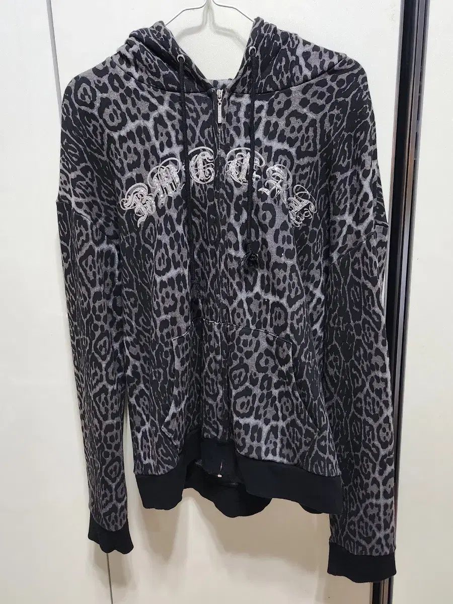 ベイビーメタルクラブ レオパード クマ gal フード ブラック