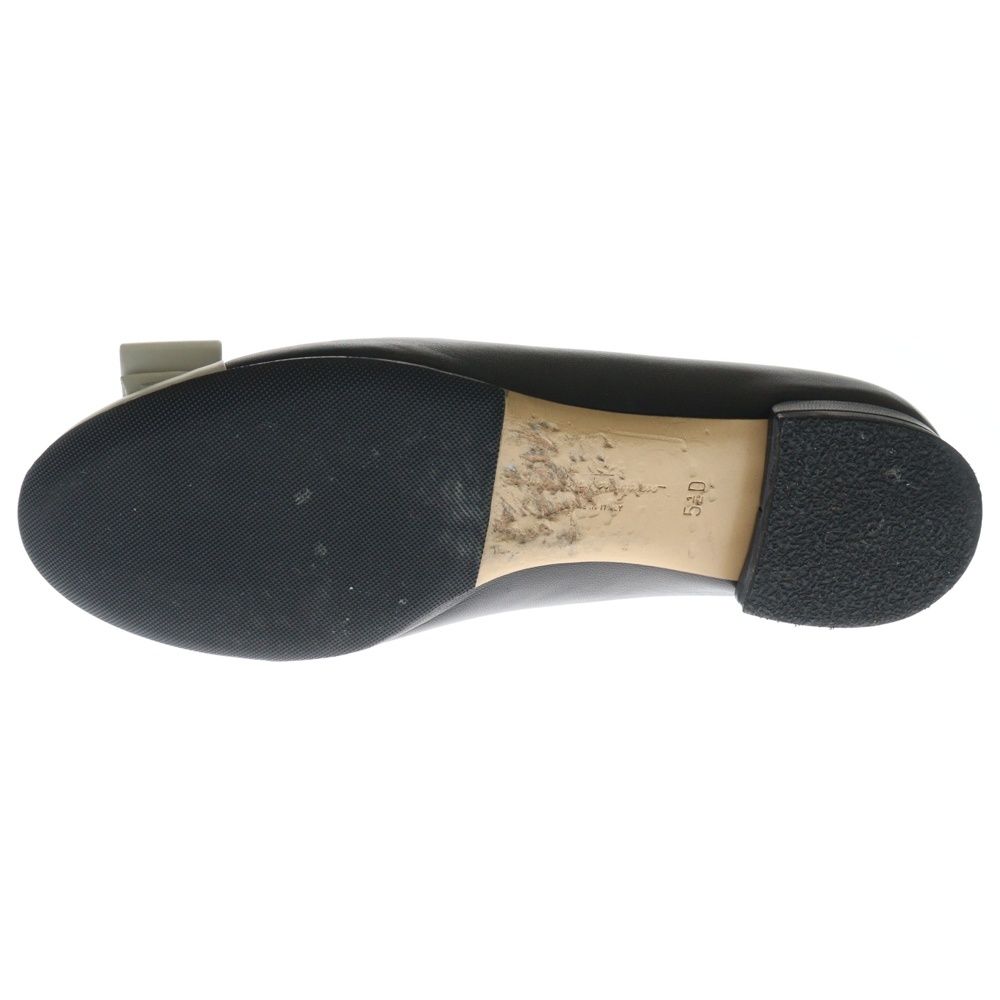 FERRAGAMO フェラガモ