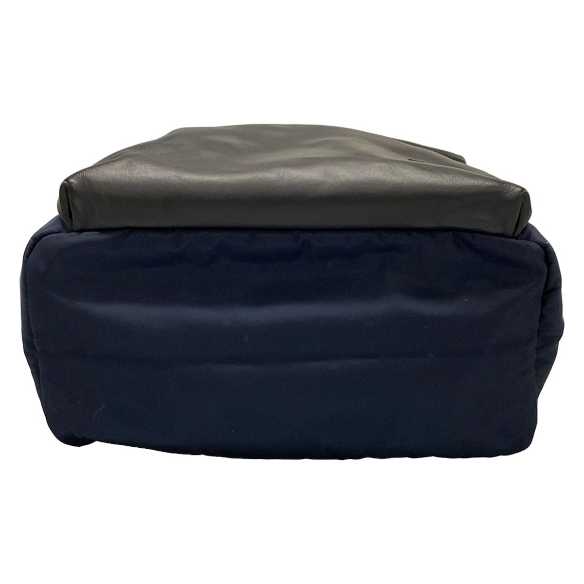 熱心な FENDI フェンディ リュックサック バックパック バッグ バグズ アイ 7VZ035 ネイビー×黒 レザー