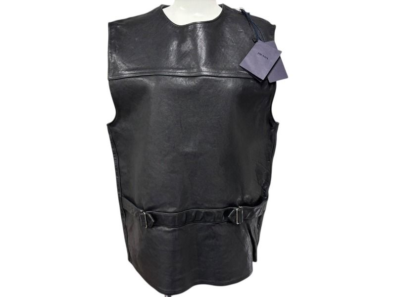 PRADA プラダ ベルテッドプルオーバー レザーベスト UPC194 サイズ48 カーフスキン トライアングルパッチ ブラック 4b008195