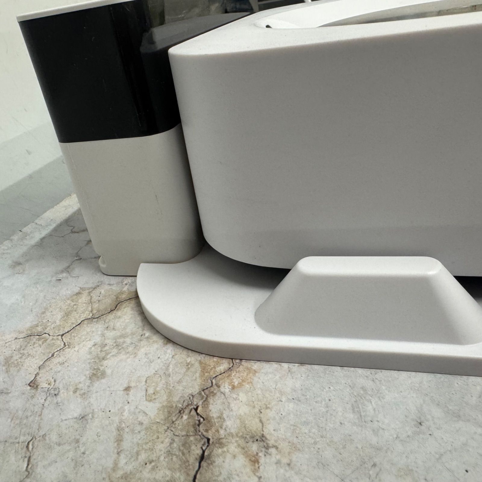  アイロボット iRobot ブラーバジェットM 6 掃除機 自動 ロボット掃除機本体 ロボット掃除機