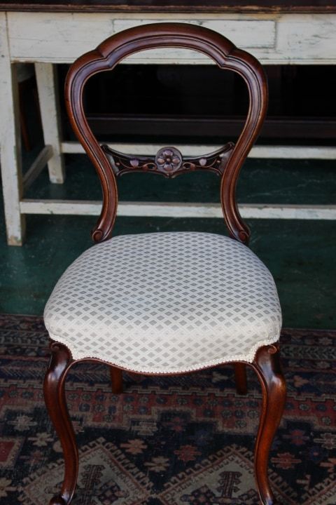 在庫一掃 イギリス アンティーク家具 バルーンバックチェア ダイニングチェア 椅子 チェア 英国製 mh-1214-3