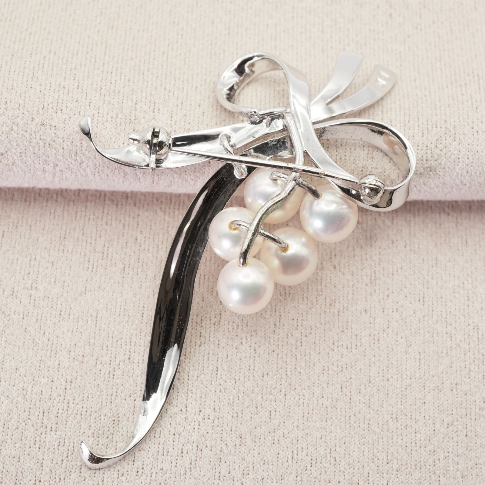 美品 ミキモト リボン モチーフ アコヤパール ブローチ 真珠/25-1967S