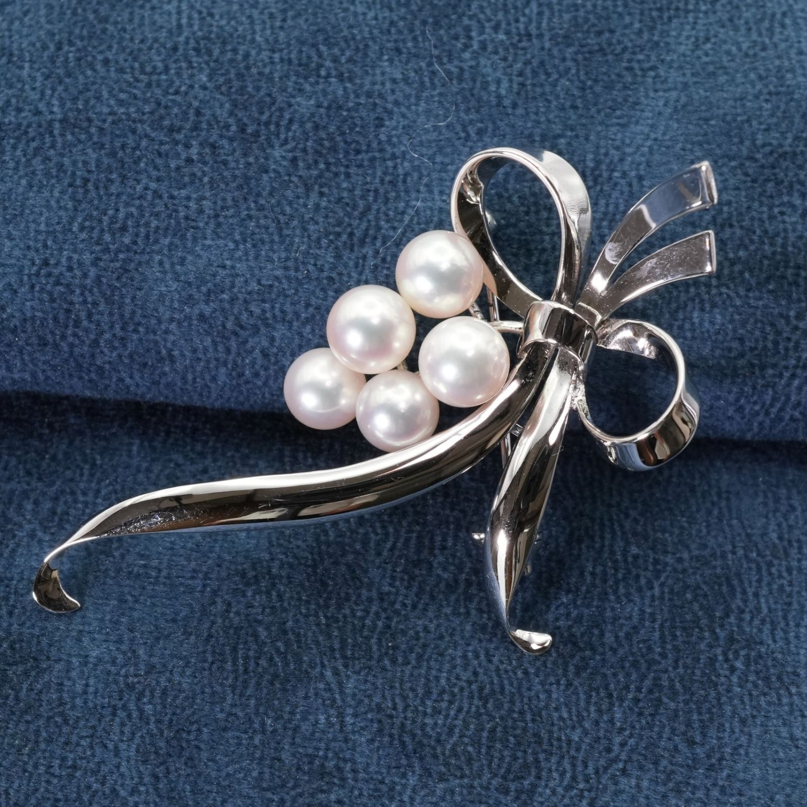 美品 ミキモト リボン モチーフ アコヤパール ブローチ 真珠/25-1967S