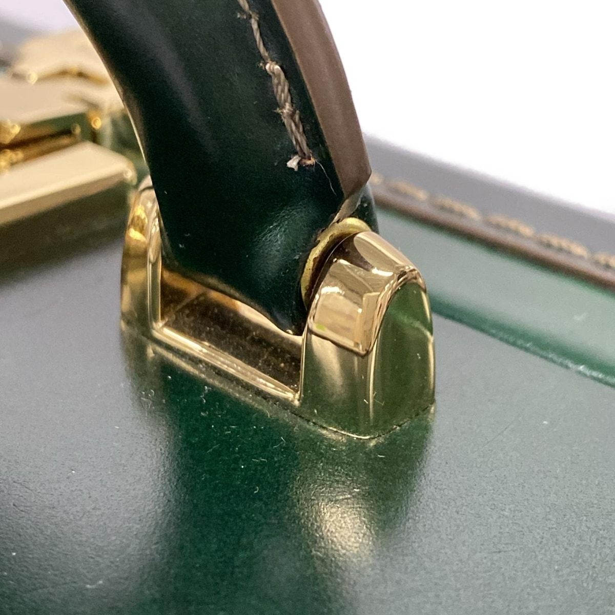 アタッシュケース