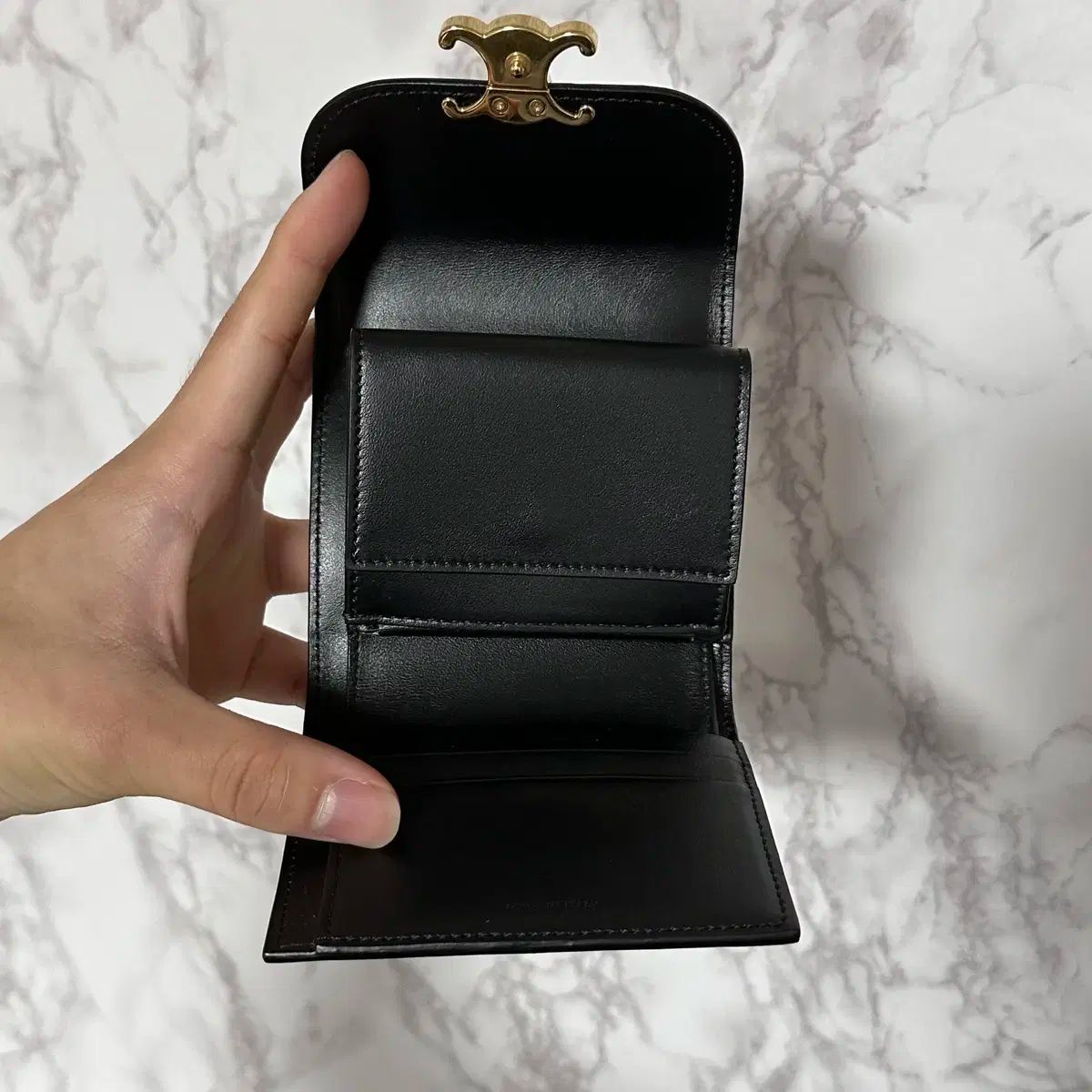 セリーヌ トリオンフ