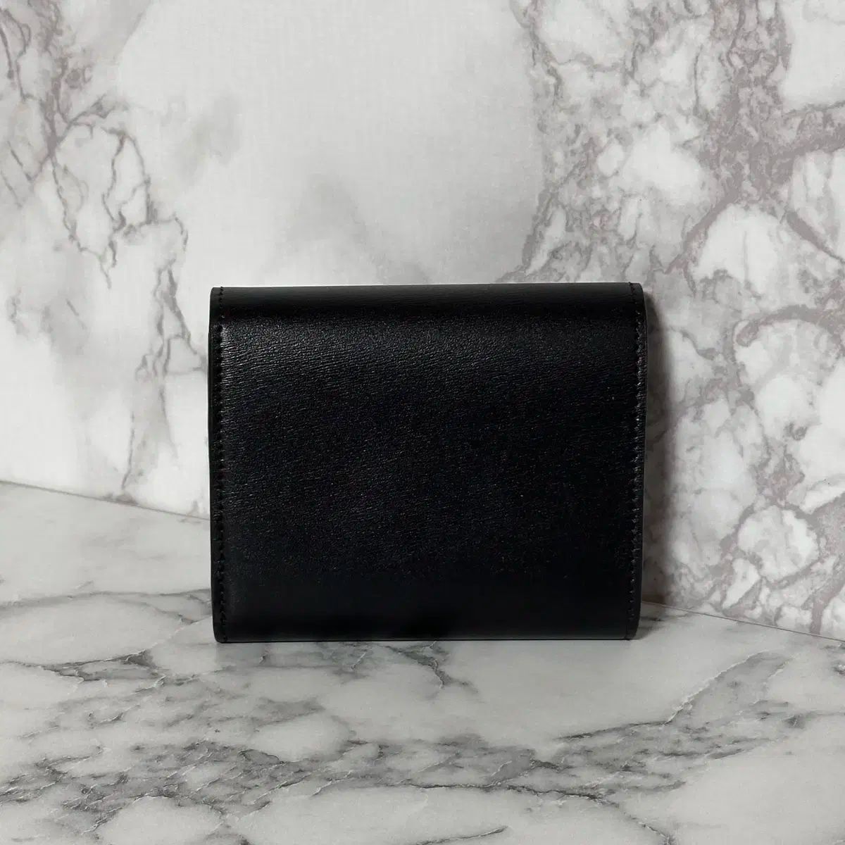 OS セリーヌ トリオンフ 財布 ブラック