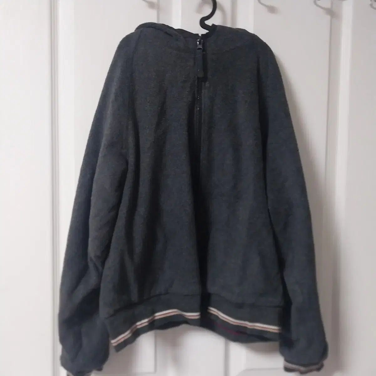 バーバリーキッズ 150 リバーシブル ジャケット