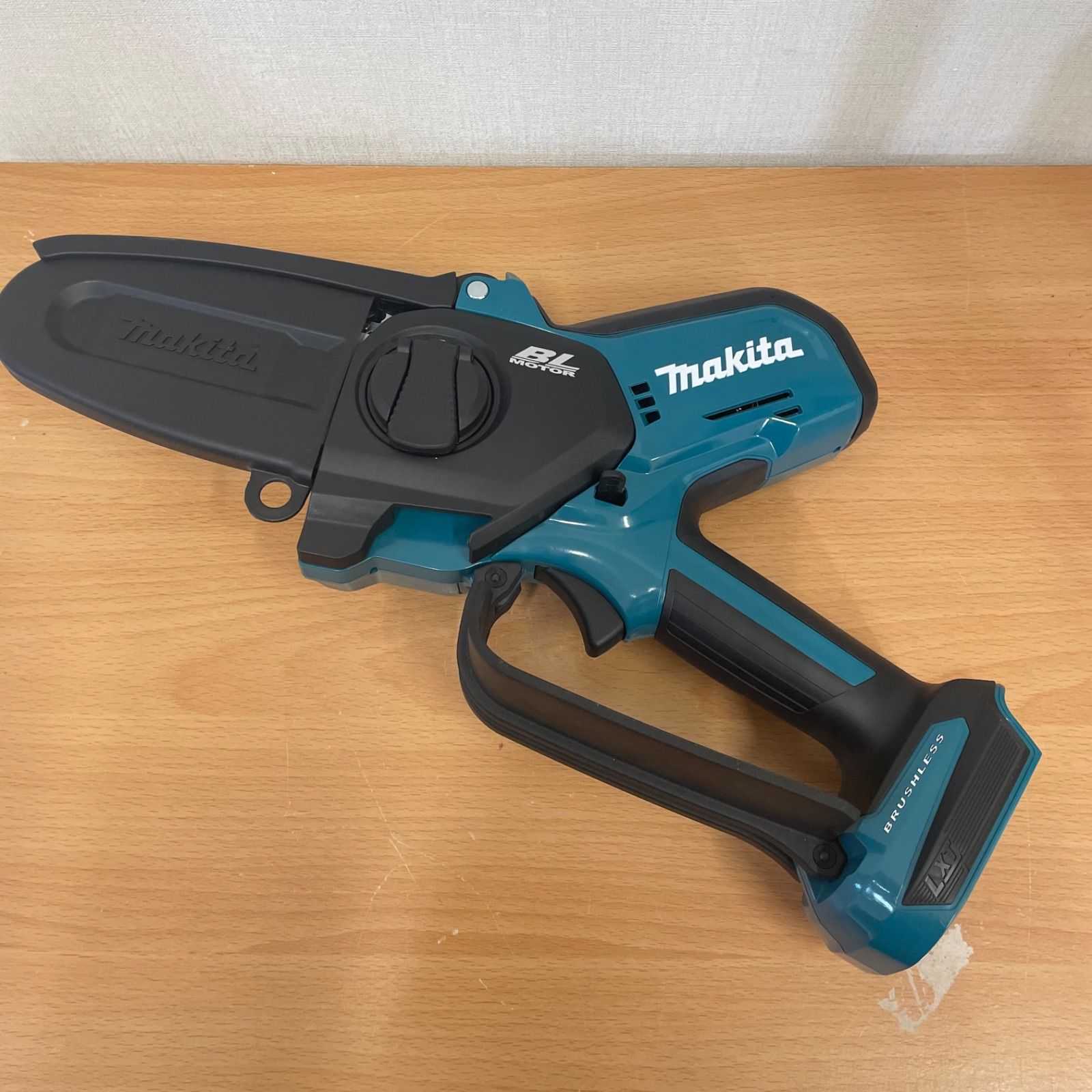 マキタ MAKITA MUC101D ハンディソー 18V 100mm 本体のみ A25-3251