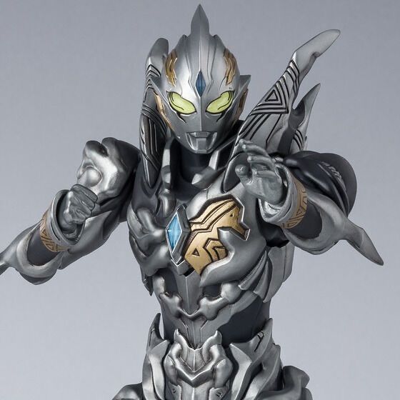 S.H.Figuarts トリガーダーク ウルトラマントリガー