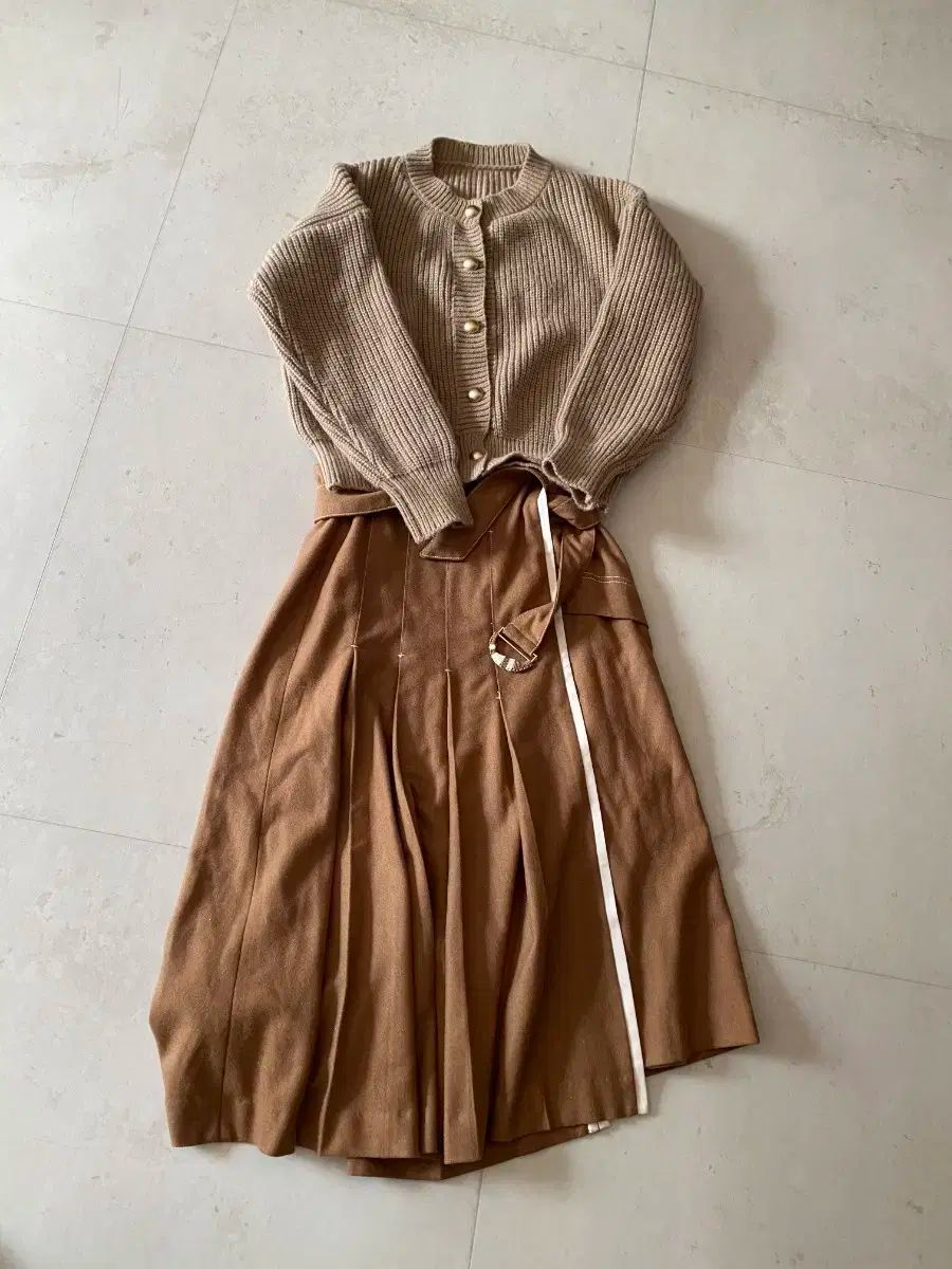 冬スカート カーディガン