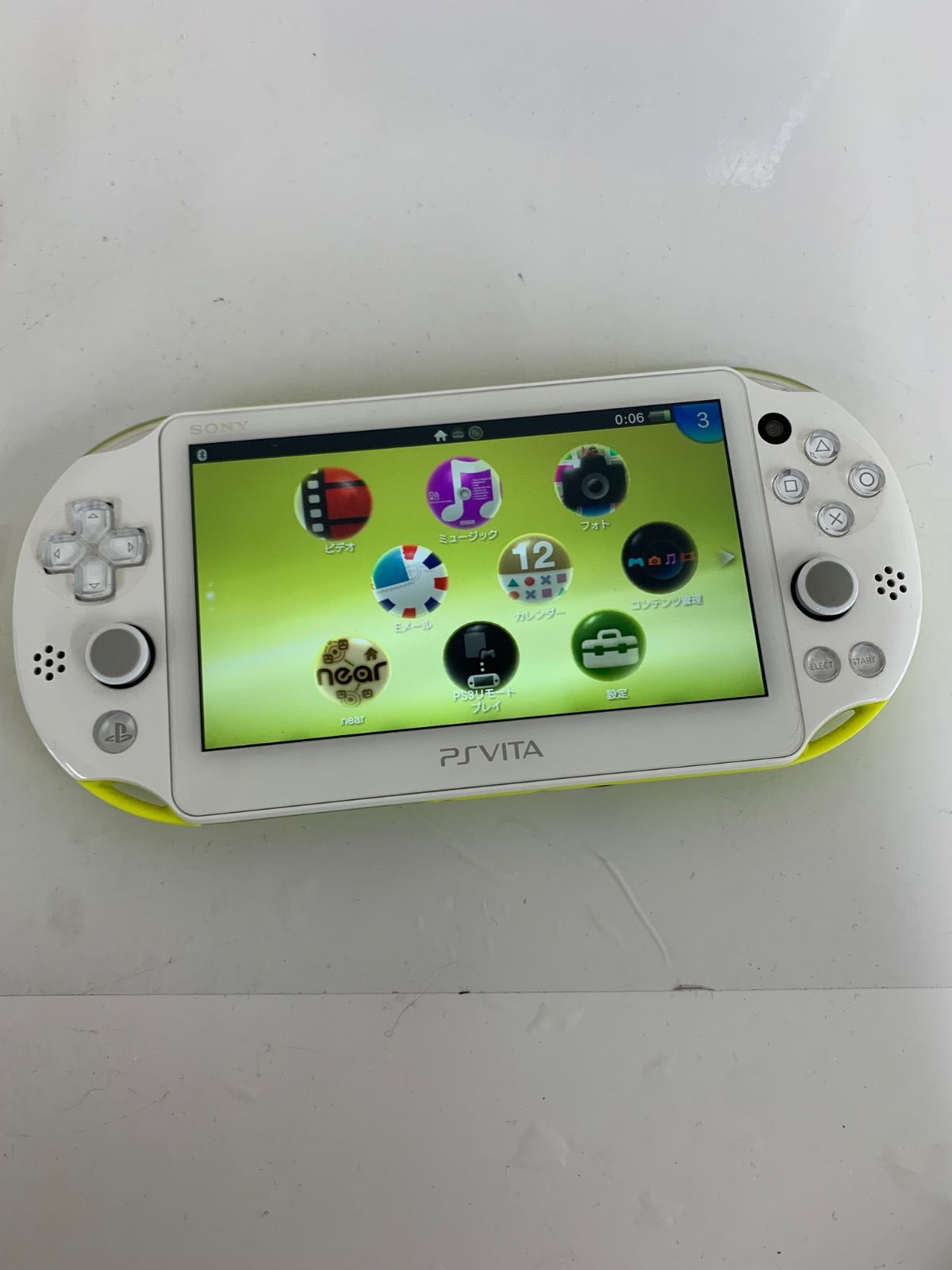 5 通電動作 済み PS Vita PCH-2000 ライムグリーン ホワイト 箱 充電器付き ゲーム機本体 2