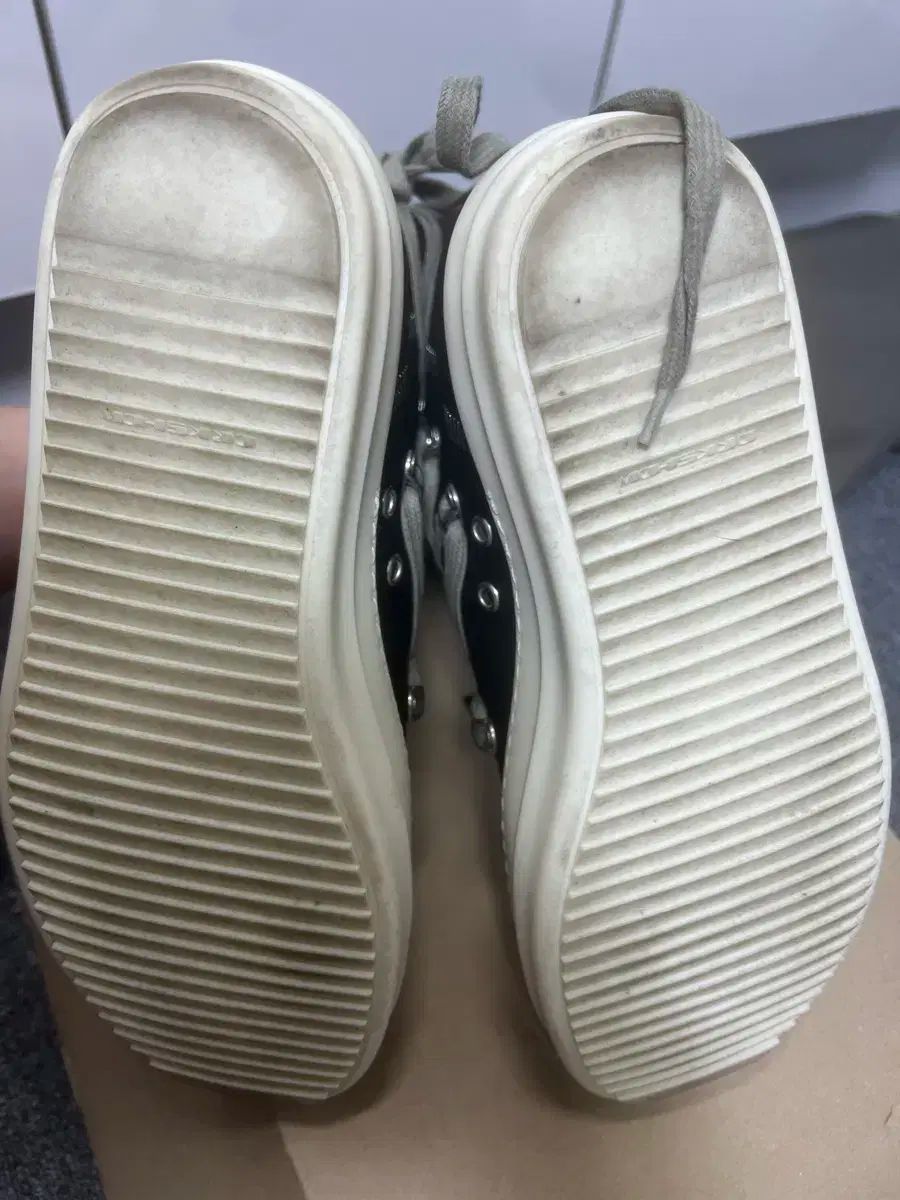 リック オーエンス MEGAレース ラモンズ 42