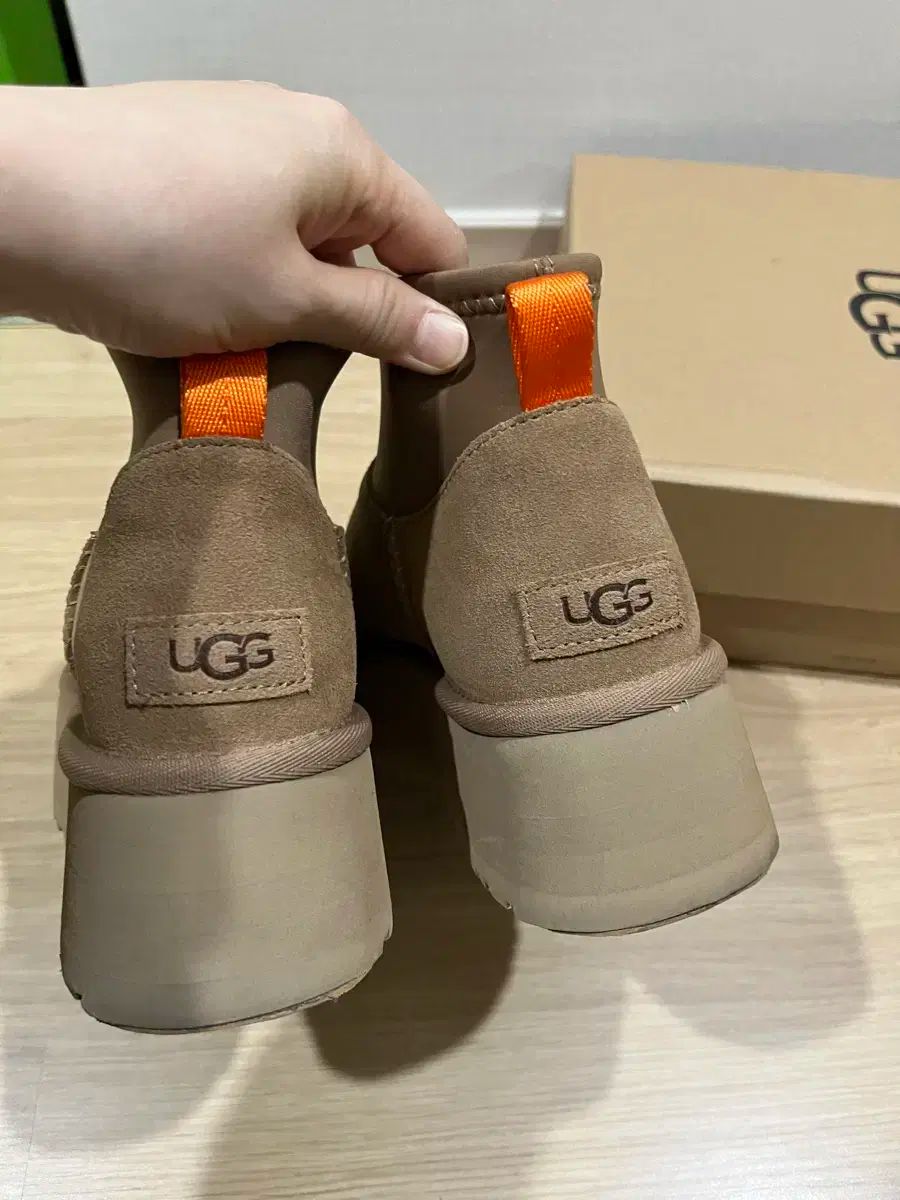 フラットフォーム