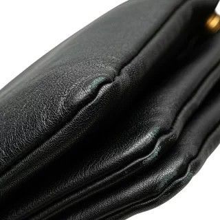 斜め掛け ショルダーバッグ