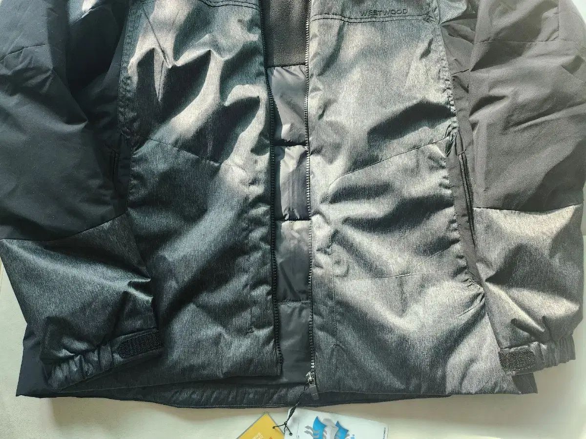 ヴィヴィアン ウエストウッド 登山 トレッキング 機能性 アウター キャンピング アウトドア 釣り 自転車