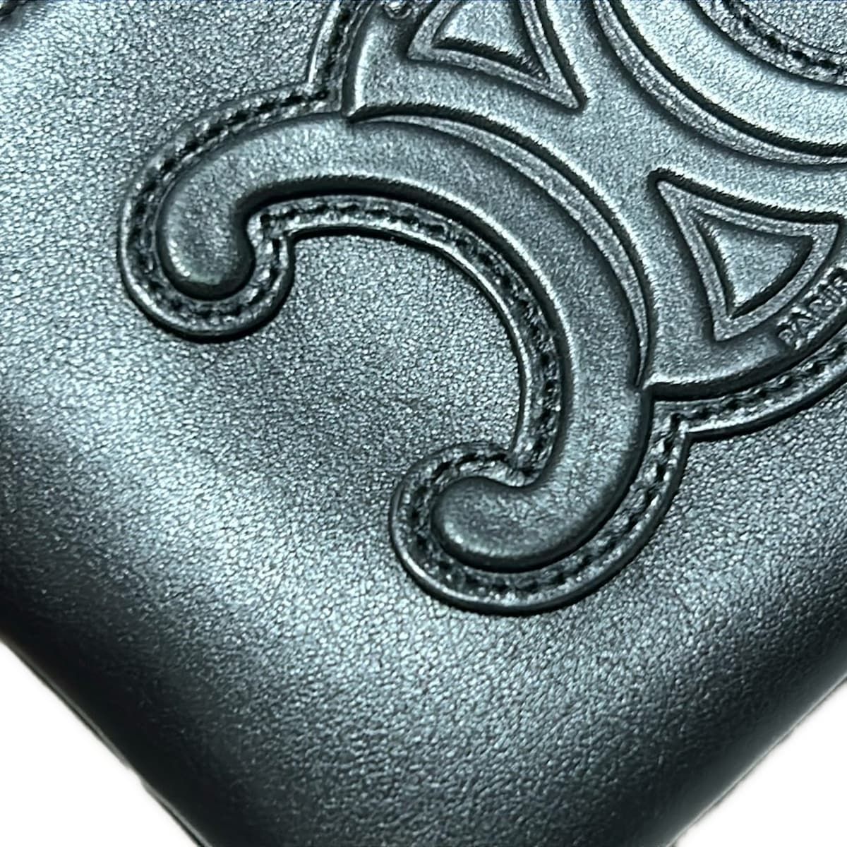 トリオンフ レザー