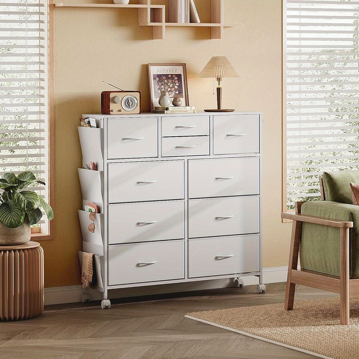 省スペース大容量 4段チェスト キャスター付き リサイクル木材使用 10個引き出し 転倒防止 北欧風 簡単組立 リビング 寝室 オフィスに 選べる2色 ホワイト MARWIL-DEMENAGEMENTS_CH