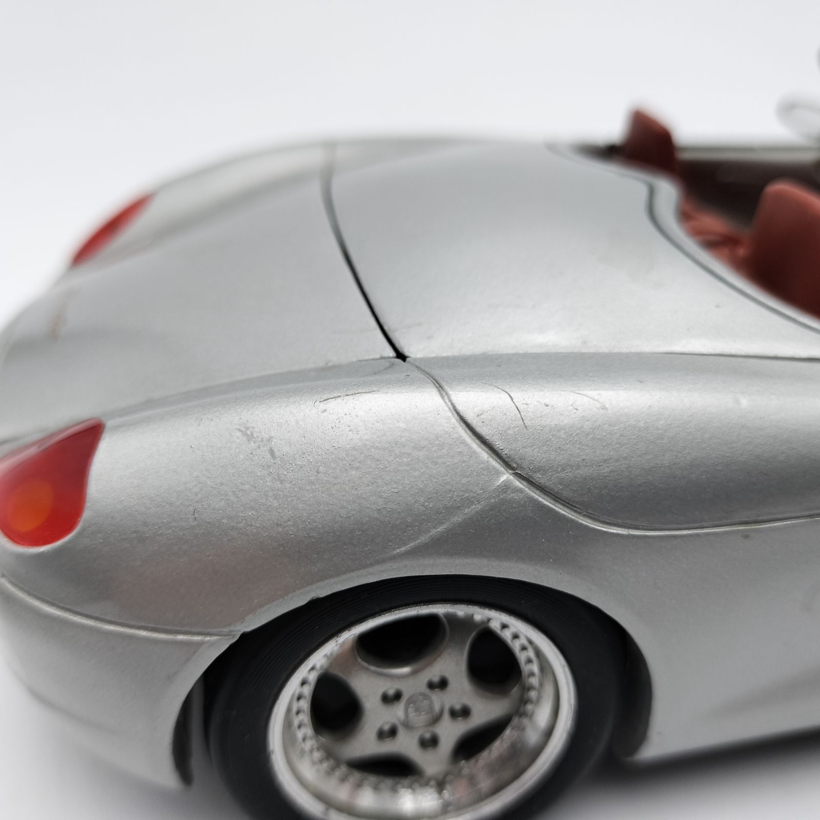 Maisto】Porsche Boxster ポルシェ ボクスター シルバー 1/18 ダイ