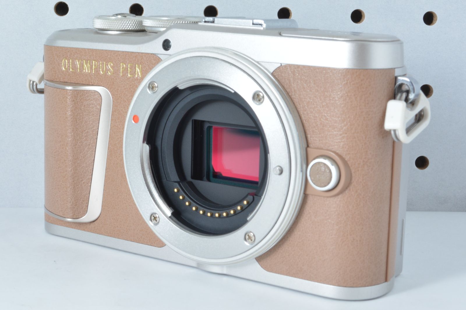 ❤️シャッター数わずか843枚❤️Wi-Fi &自撮り❤️OLYMPUS E-PL9 シャッター数少✨OLYMPUS PEN E-PL9レンズキット✨初心者さんにも