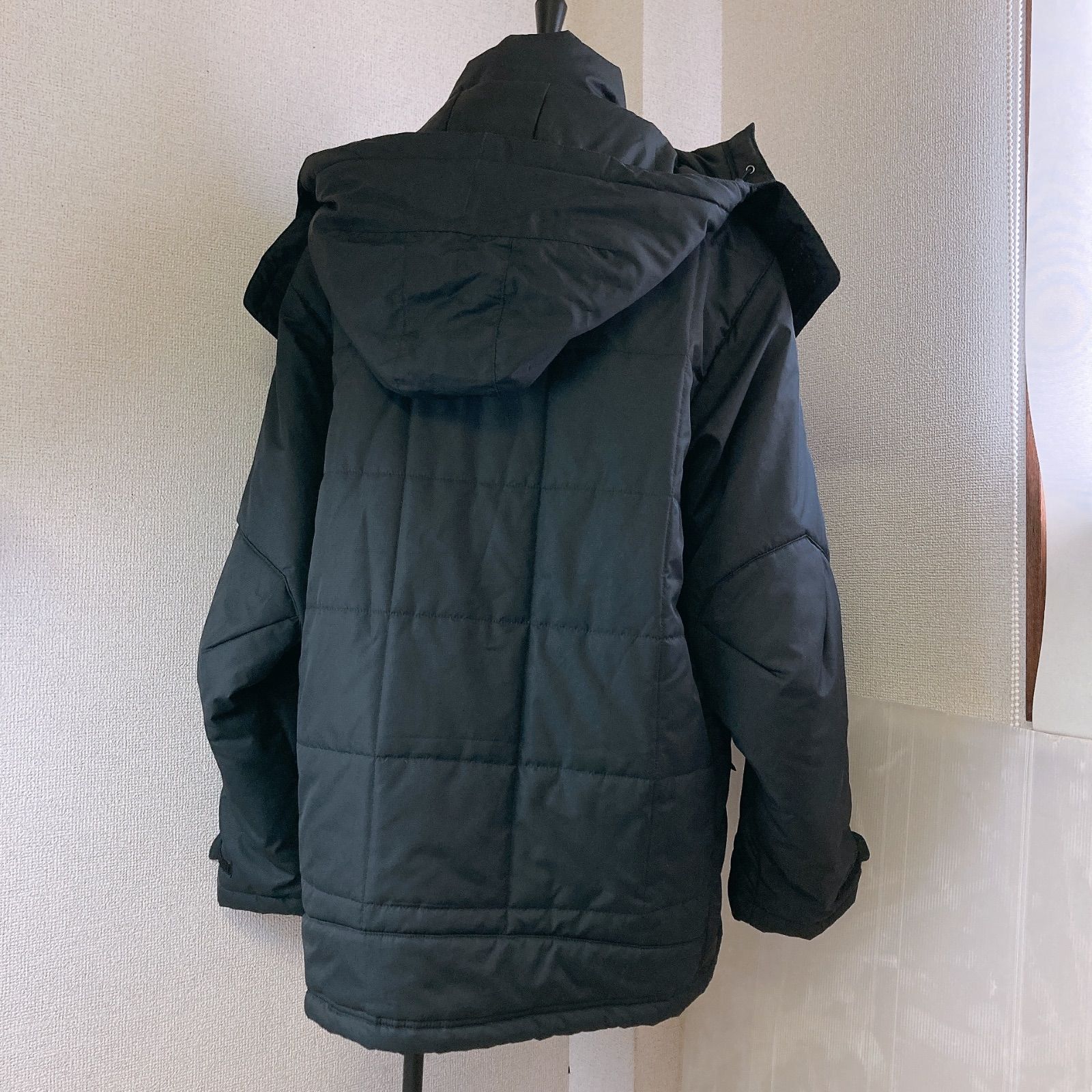 ナイキ 中綿ジャケット メンズLサイズ フード付アウター CLIMA-FIT NIKE スポーツ アウトドア 運動 ブラック 黒色 古着