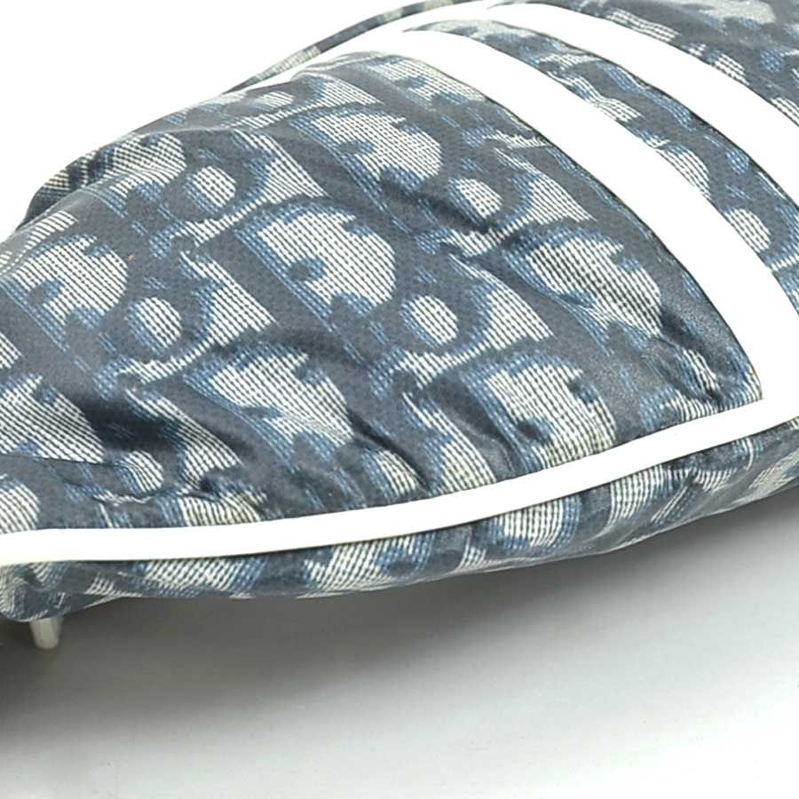 ウエストバッグ