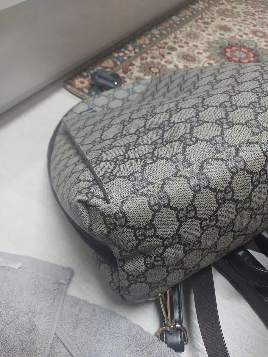 ショルダーバッグ クロスバッグ