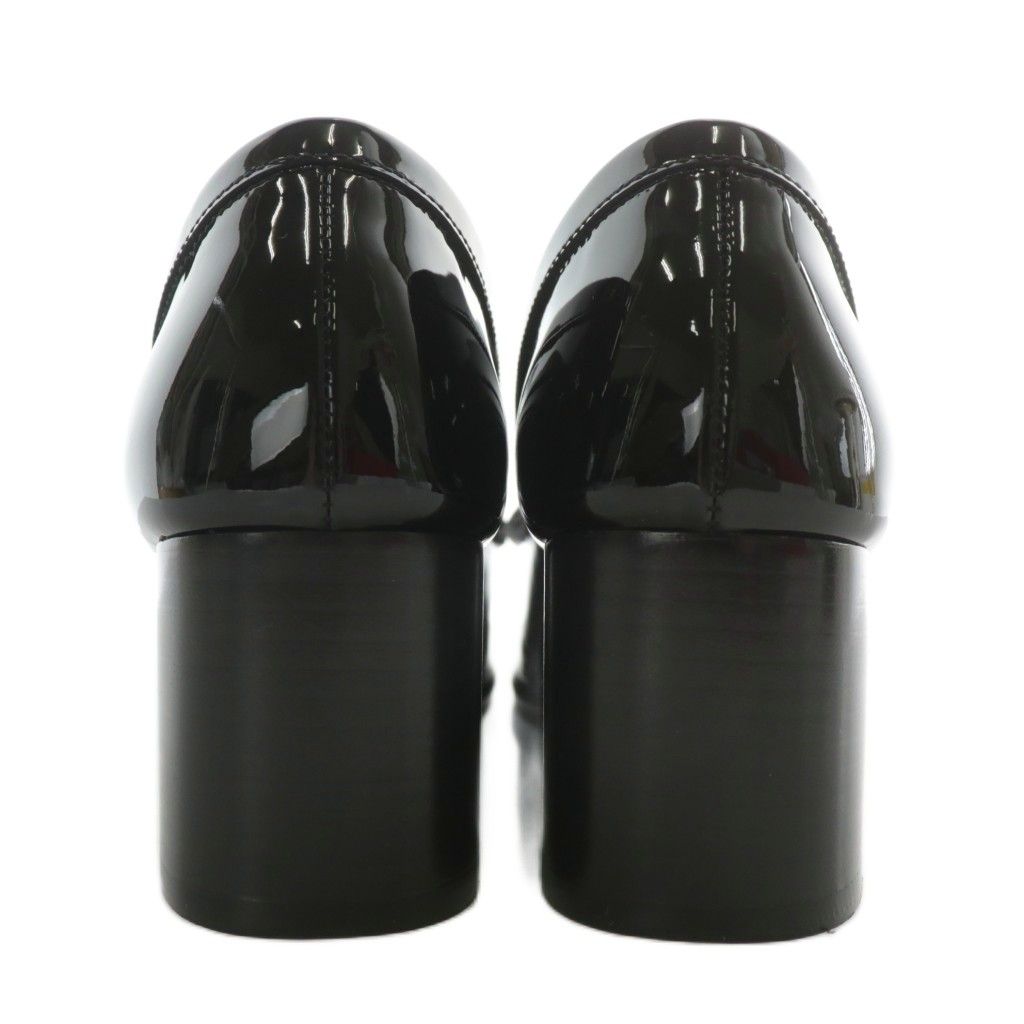 エナメル ラウンドトゥ