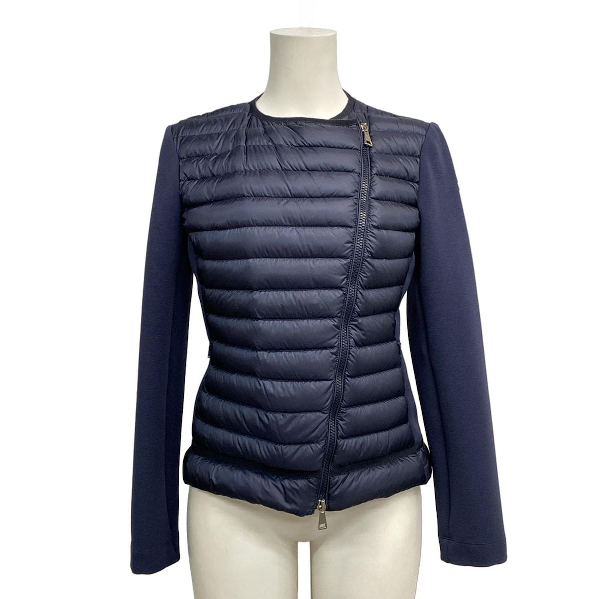 モンクレール ブルゾン サイズM レディース美品 MAGLIA CARDIGAN