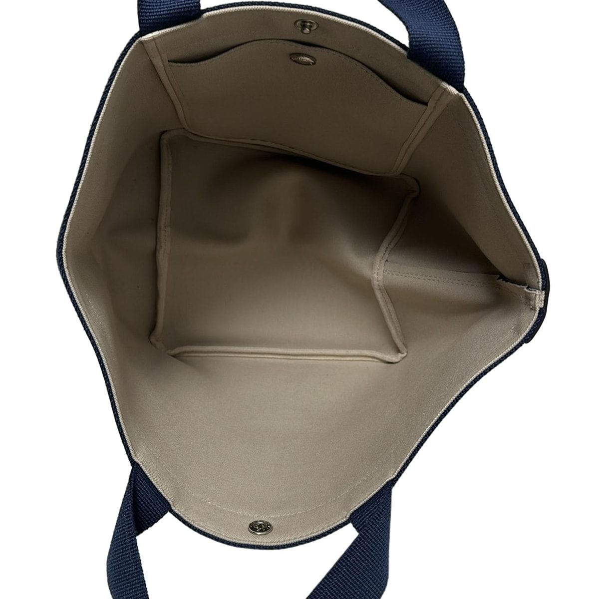 ダークネイビー