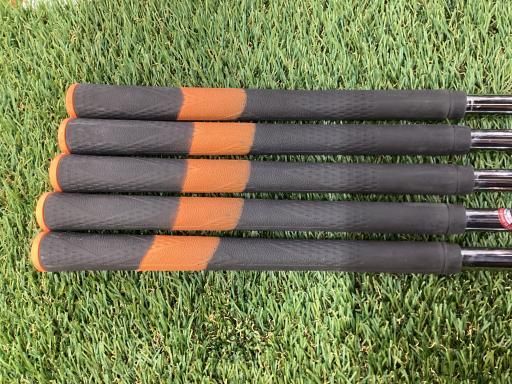 送料無料、返品無料。 テーラーメイド SIM2 MAX OS 5S アイアンセット IR KBS MAX MT85 JP フレックスS メンズ 男性用 右利き 右用 Cランク ゴルフクラブ トレーナー