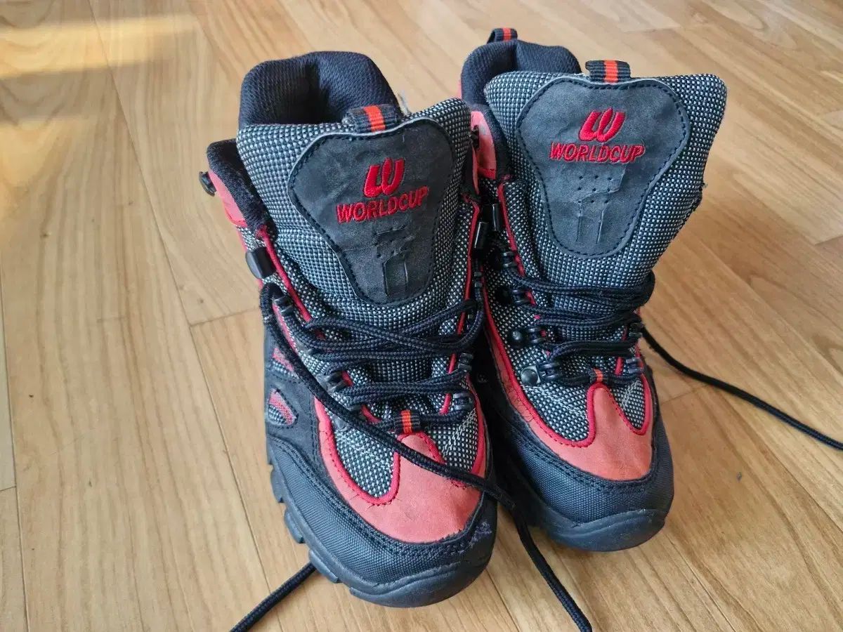 WORLDCUP スニーカー 靴 (235)
