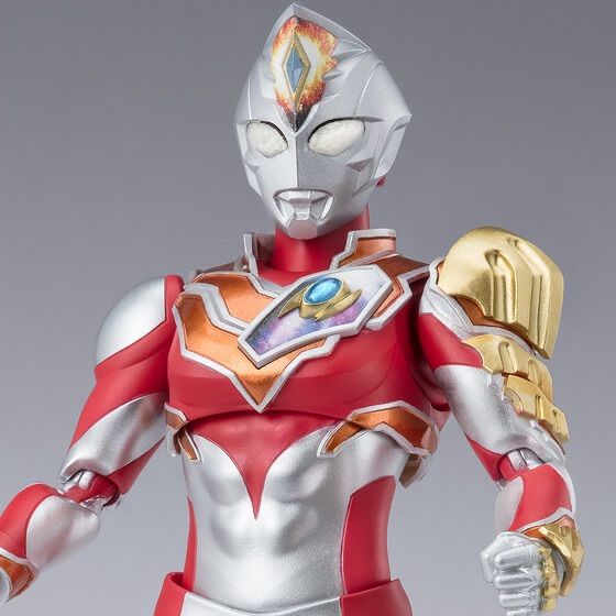 S.H.Figuarts ウルトラマンデッカー ストロングタイプ ウルトラマンデッカー