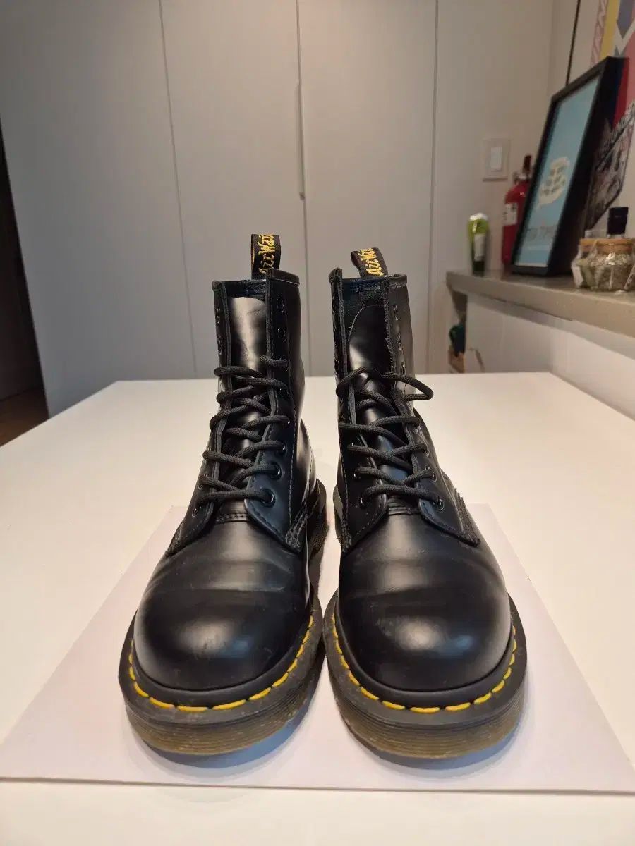 DR. MARTENS ドクターマーチン 1460 8ホール ブーツ 230サイズ DR. MARTENS ドクターマーチン 1460 8ホール ブーツ 230サイズ