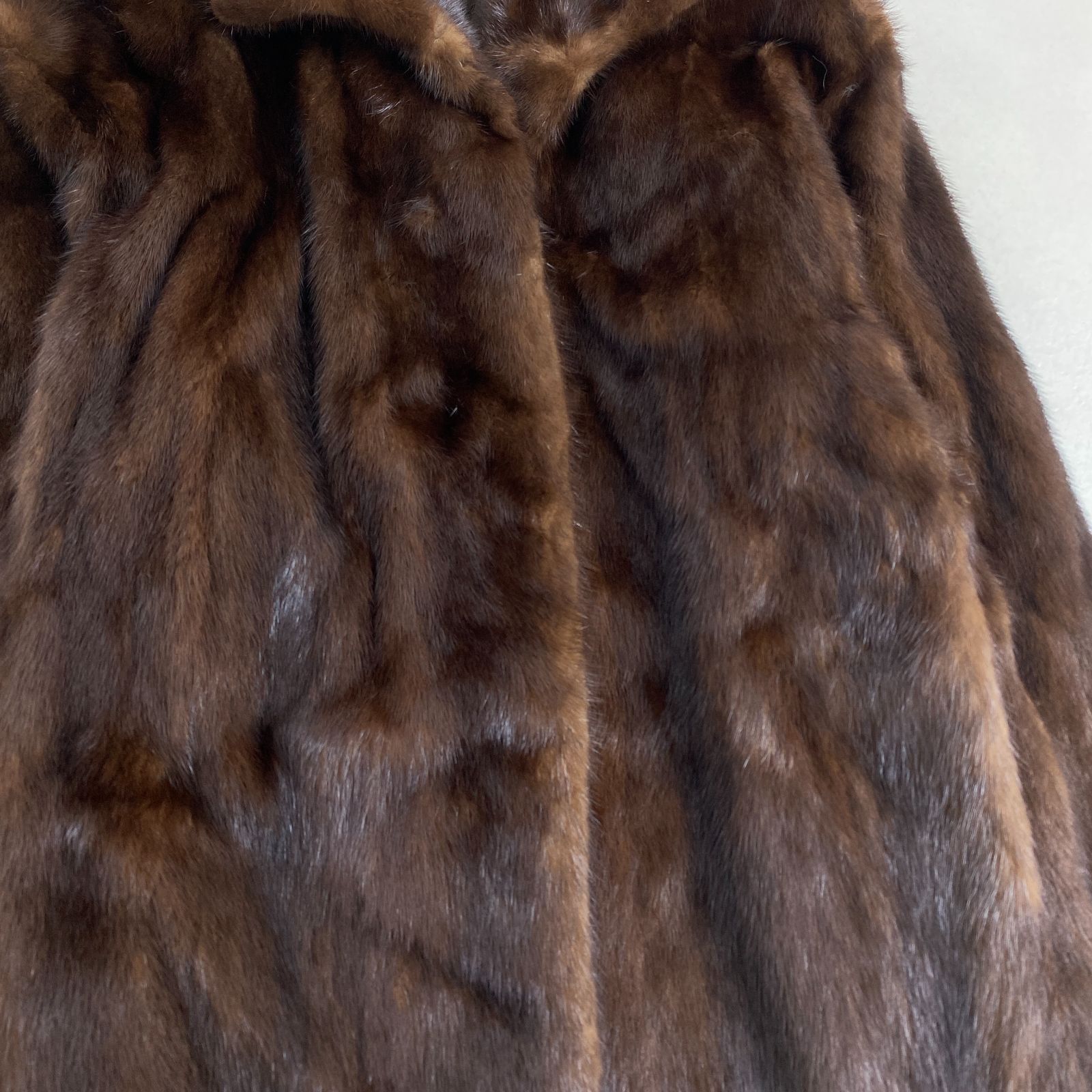 毛皮コート SAGA MINK 上質 ミンク ミドル丈 裏地刺しゅう ブラウン 13