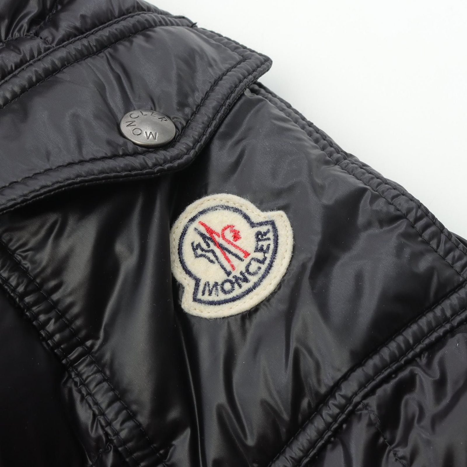 モンクレール MONCLER
