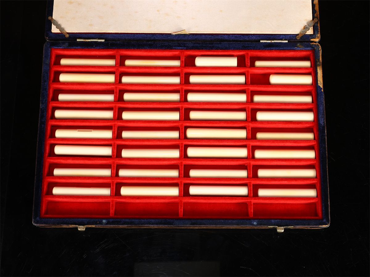 東洋彫刻 丸印材 印章 32点 一括 最大高6.5㎝ 最大径1.4㎝ 1205