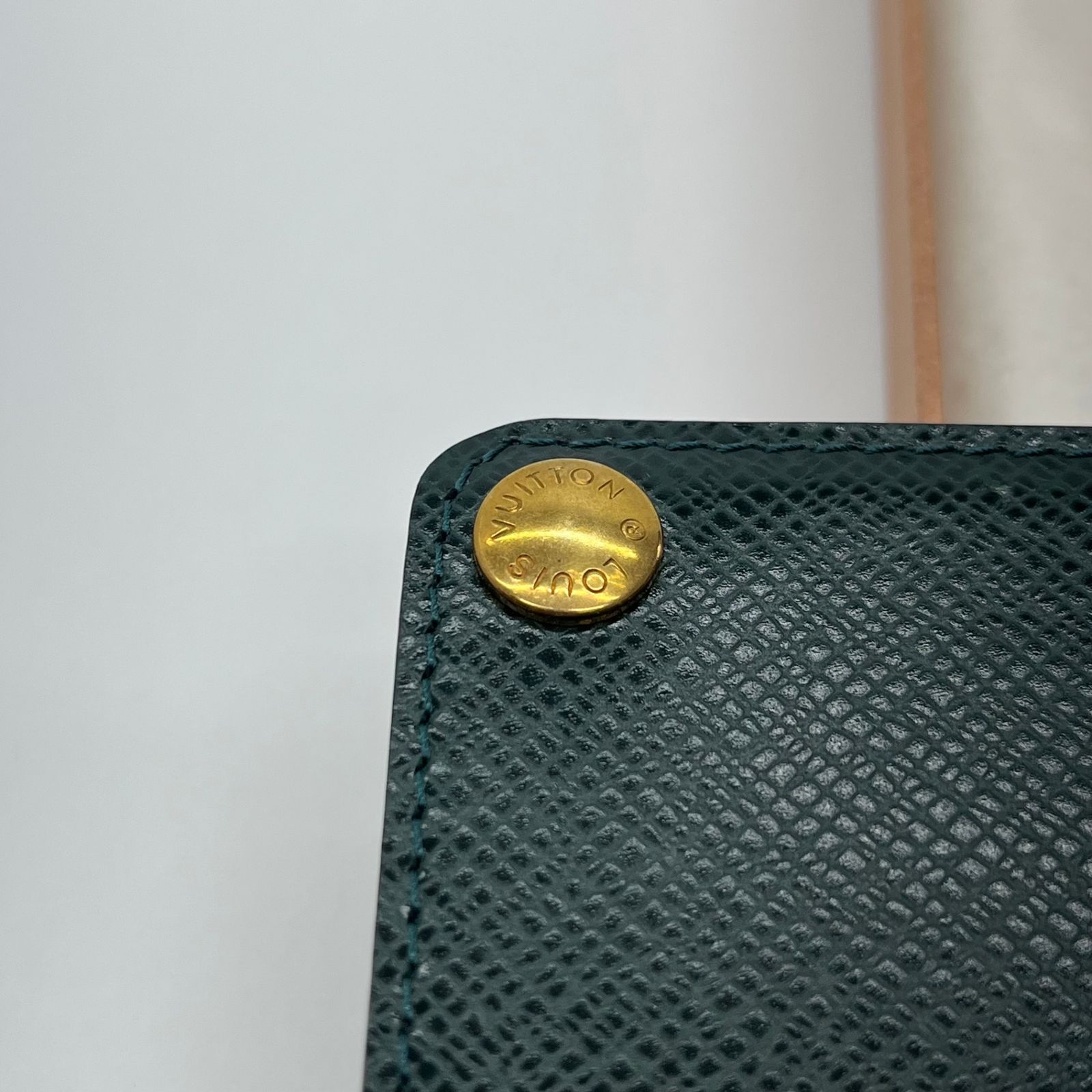 VUITTON タイガライン