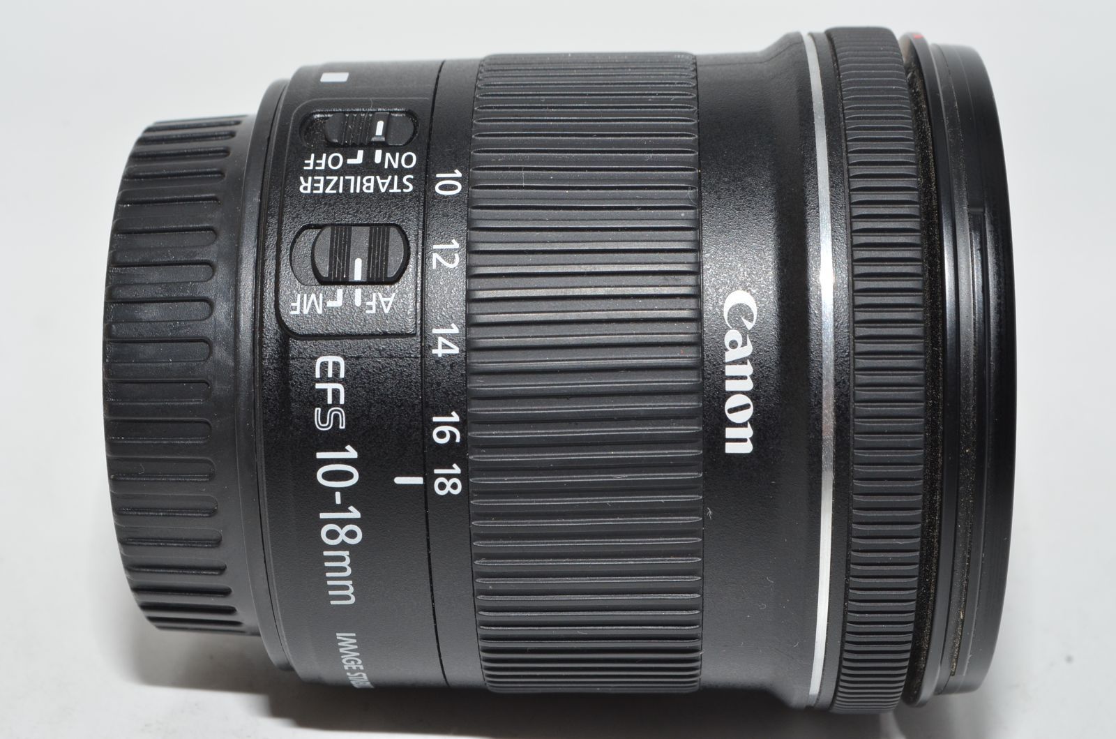  250983 上 Canon 超広角ズームレンズ EF-S 10-18 mm F 4.5-5.6 IS STM APS-C対応 ISSTM レンズ(ズーム) カメラ