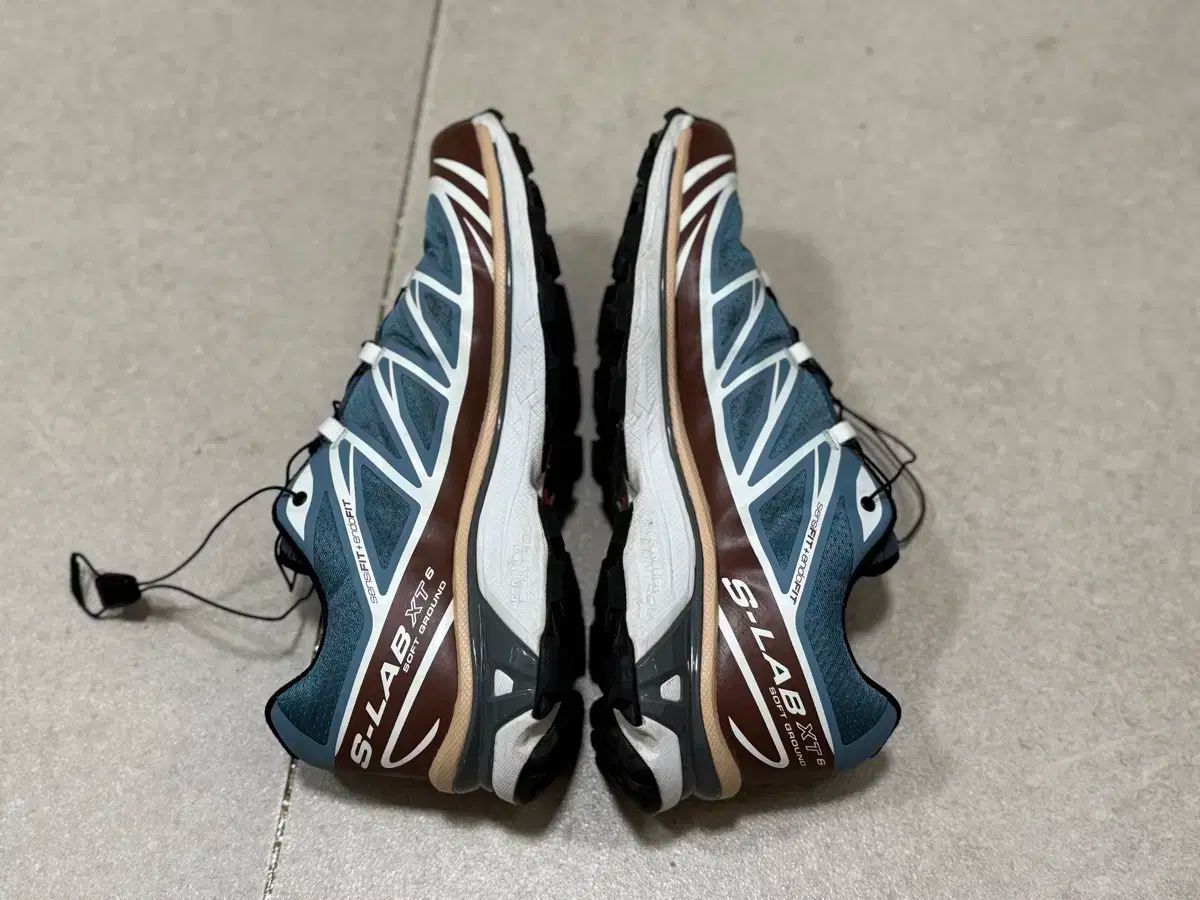 SALOMON サロモン