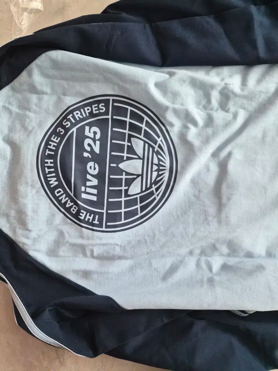 アディダス オアジス コラボ 長袖Tシャツ XXL WWW_MERCADOAVALIA_COM_BR