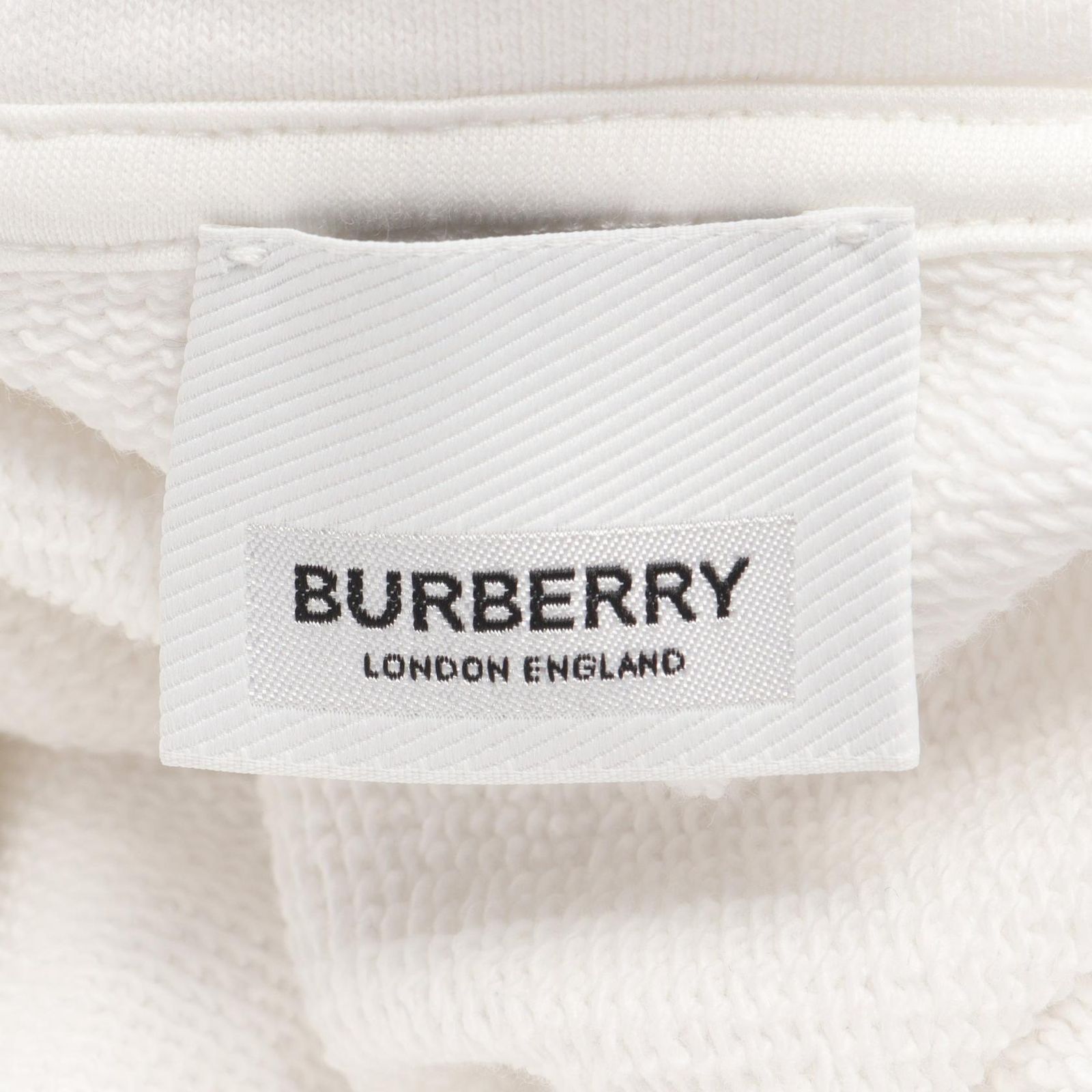 バーバリー BURBERRY
