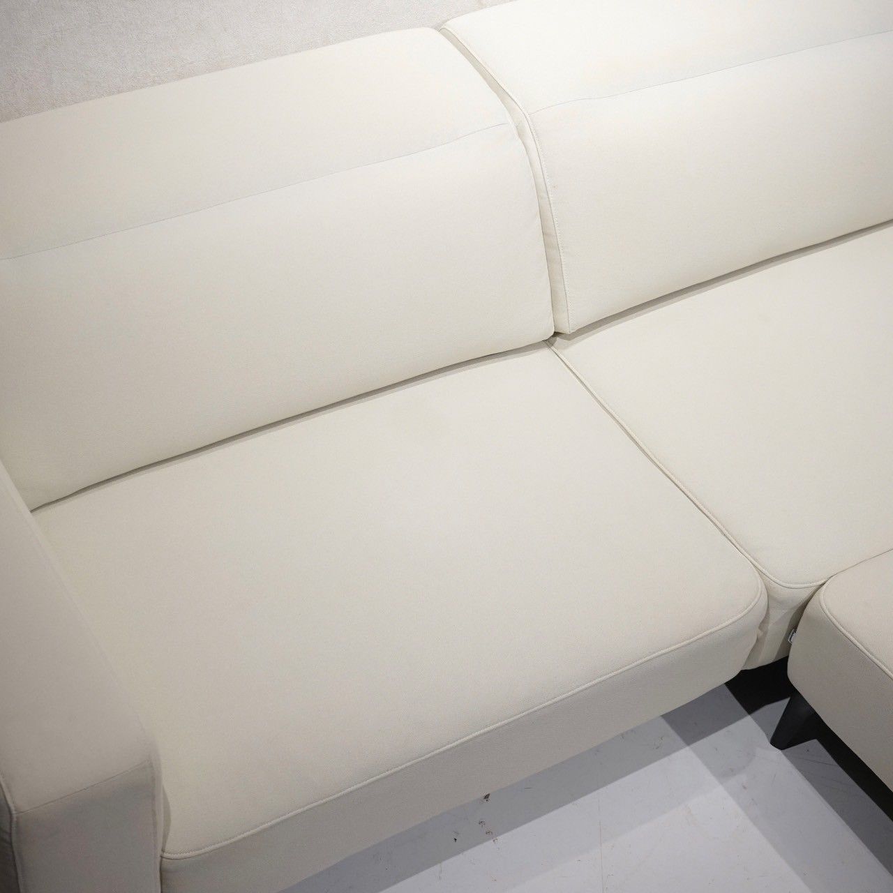 Bello select BoConcept ボーコンセプト ZURICH チューリッヒ ソファ オットマン付き カウチソファ ファブリック モダン 北欧 ミニマル NEXPOTALLINN_EU