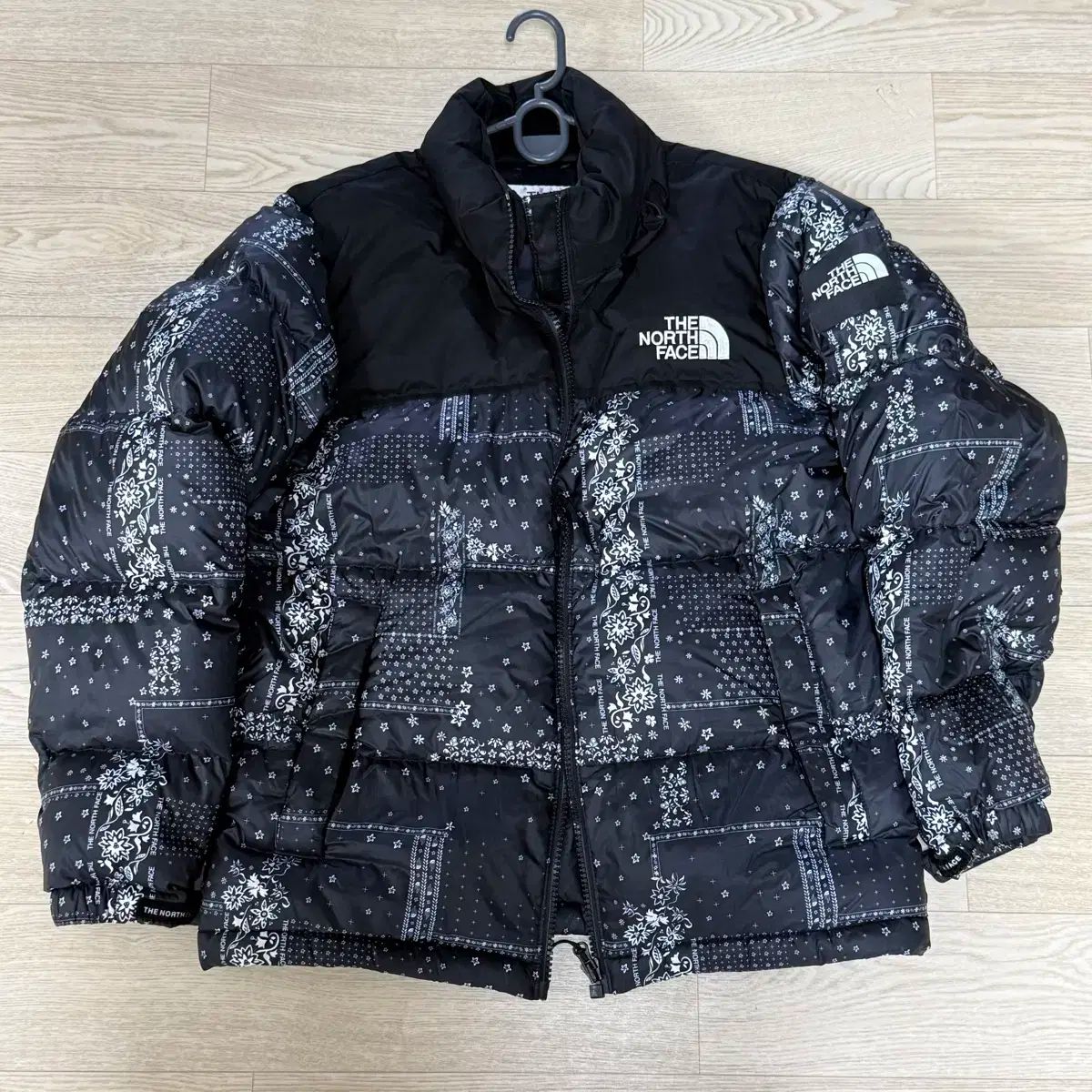 M95 THE NORTH FACE ザノースフェイス 1996 Nuptse ヌプシ ジャケット リアルブラック バンダナ