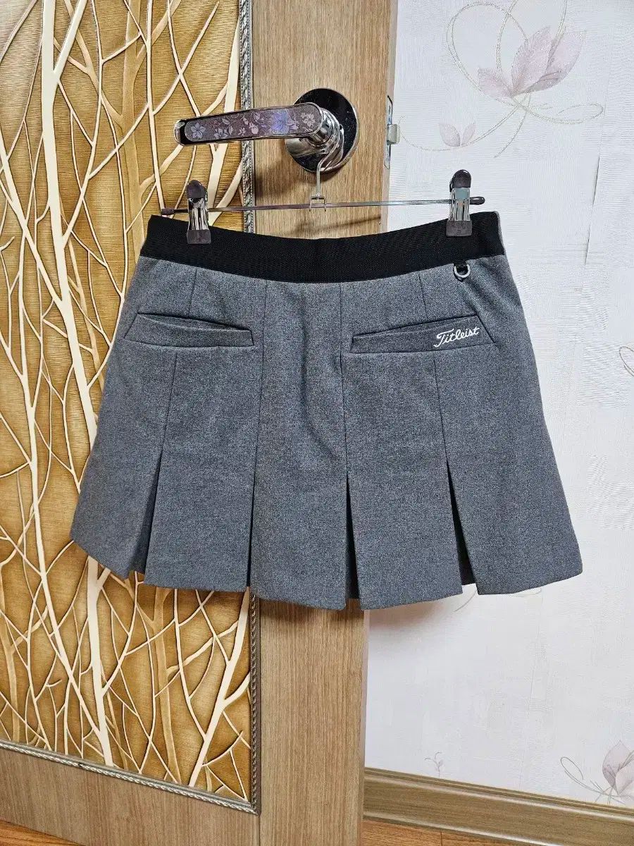 タイトリスト冬スカート 67